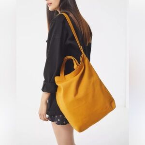 NWT BAGGU Clementine Duck Bag